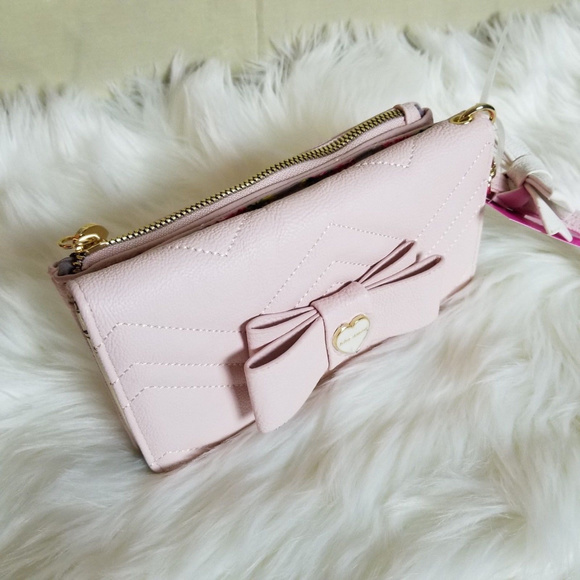 Betsey Johnson Handbags - Betsey Johnson Bow Clutch Wallet